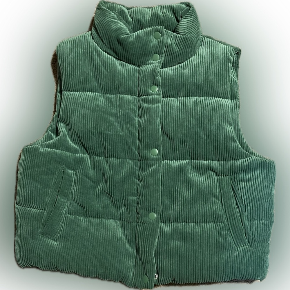 Love Tree Green Corduroy Puffer Vest – Medium NWT